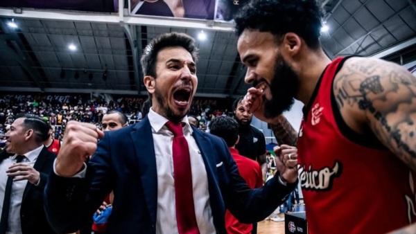Nicolás Casalánguida suma una medalla a su legajo de entrenador.