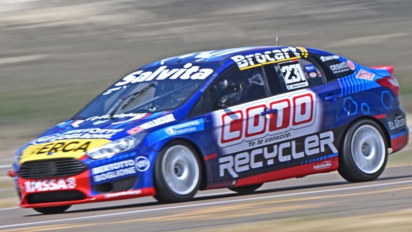 El oriundo de San Antonio Oeste se quedpo con el mejor tiempo en la primera práctica. (Foto: Daniel Feldman/Jornada).