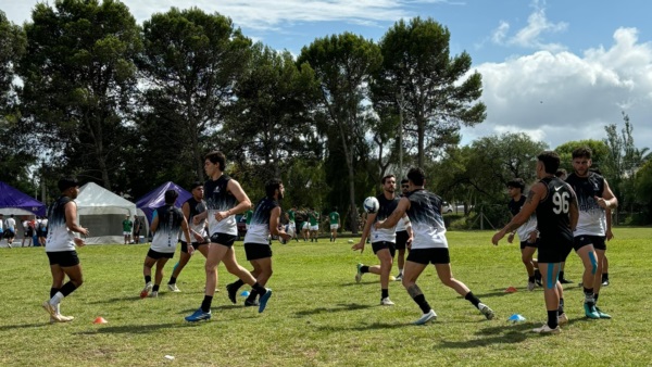Entrada en calor previa al partido con UROBA.
