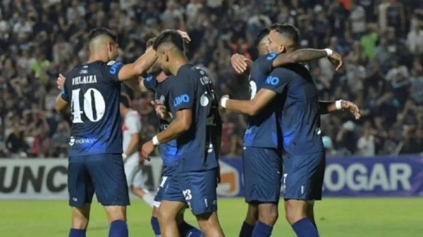 Independiente Rivadavia venció a Tigre en la anteúltima fecha de la Liga Profesional.