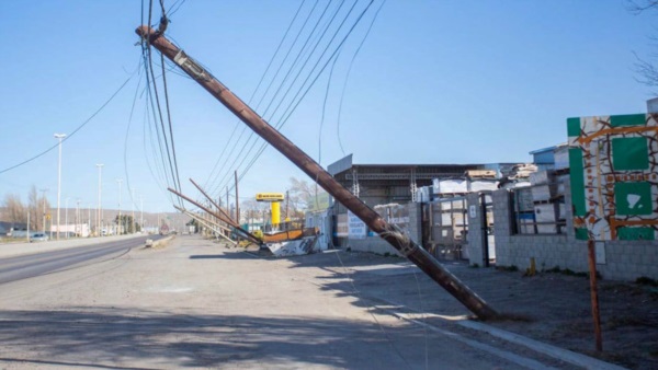Una imagen de Comodoro Rivadavia tras el temporal de viento de agosto del año pasado. (Foto: Martín Levicoy / Jornada)