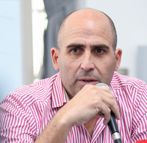 Diego González, secretario de Educación, Cultura y Deportes.
