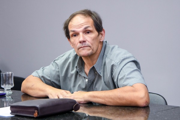 Harry Woodley, presidente.