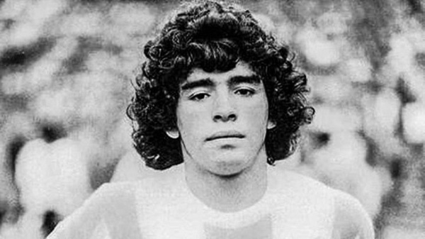 Un hito en la carrera del astro del fútbol que marcó la historia del deporte.