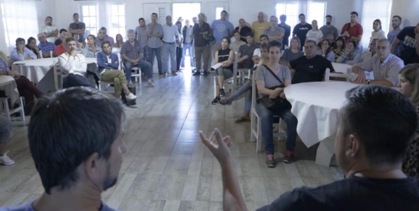 Encuentro. Una de las reuniones por la inseguridad a la que no concurrió ningún funcionario judicial.