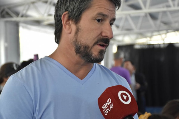 Gerardo Merino, intendente.
