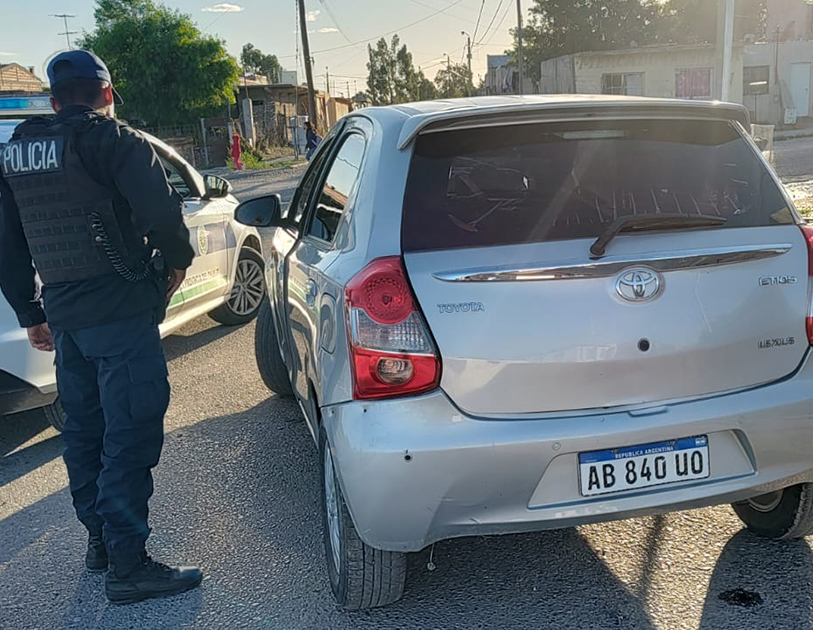 En Trelew, el vehículo fue hallado en la esquina de Ingenieros y Evans.