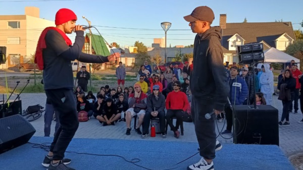 Competidores. Los chicos dieron rienda suelta a toda su capacidad de improvisación para expresarse. 