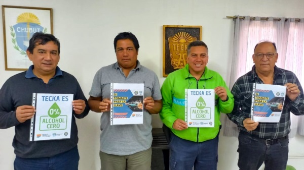 El objetivo en Tecka es reducir los siniestros viales en el lugar.