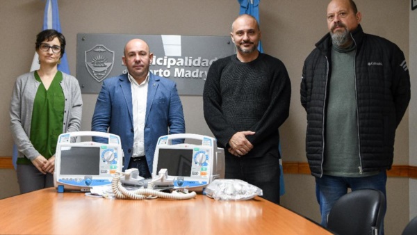 Dos equipos desfibriladores recibió el nosocomio madrynense..