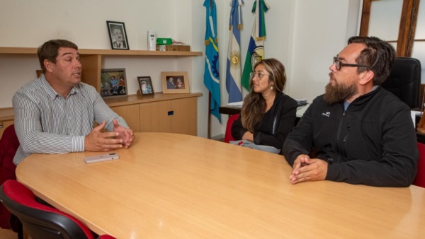 Biss junto a patricia Mellado y Alejandro Matamala.
