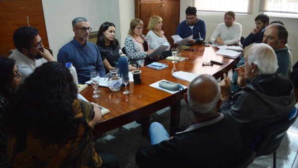 Autoridades bomberiles presentes en el Concejo Deliberante.
