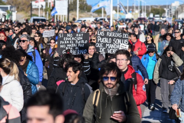 La marcha en la ciudad del Golfo (Mariano Di Giusto/Jornada)