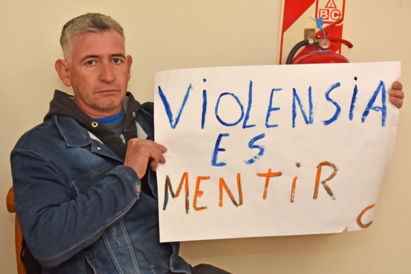 Diego Sebastián Care, presidente de al Cooperativa de Trabajo Unite, en la redacción de Jornada.