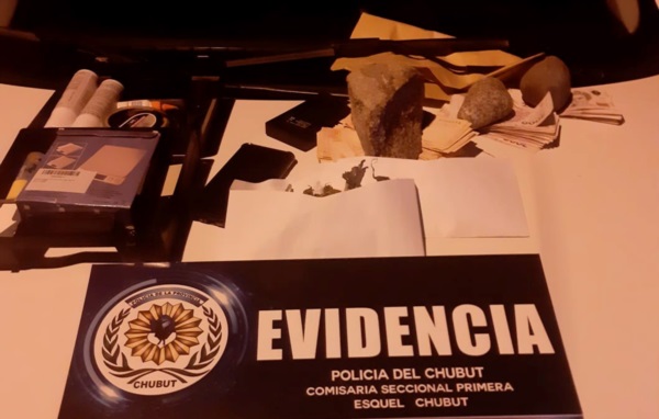 La Policía secuestró drogas y dinero en efectivo en un megaoperativo de drogas en Puerto Madryn.