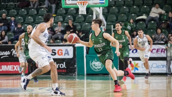 Emiliano Toretta encabeza un ataque rápido de Gimnasia. (Foto: Prensa GImnasia CR).