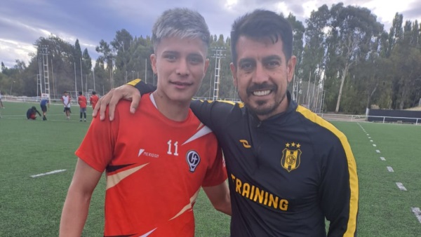 Gracián, con Jeremías Levicoy. Foto: Huracán.