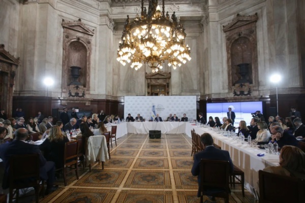 Ley de Bases y paquete fiscal en el Senado de la Nación. Foto: NA - Daniel Vides.
