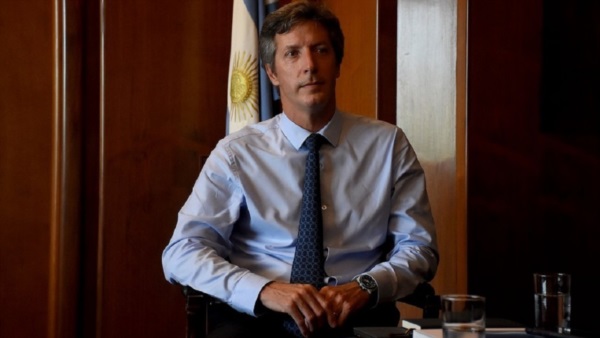 Santiago Bausili, presidente el BCRA, sin saco. ¿Y sin reservas?