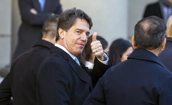 Posse fue echado en medio de un escándalo que recién comienza.