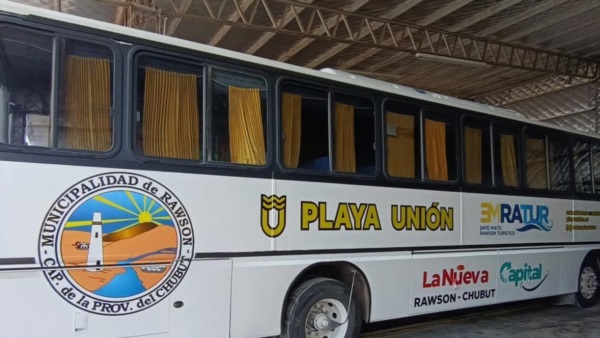 El transporte para los turistas será presentado este lunes.