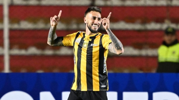 Ursino le dio la victoria a The Strongest en el Hernando Siles para ser el líder de su grupo.