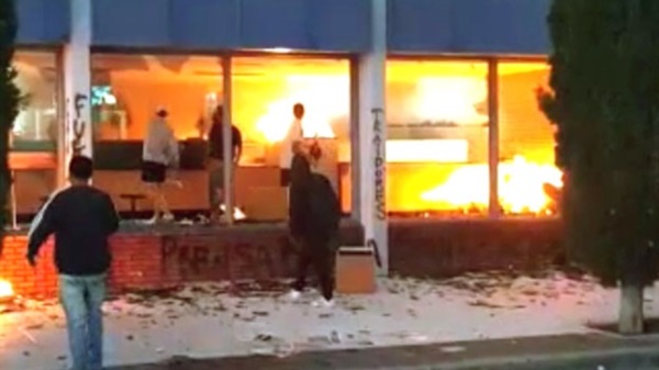 El ataque incendiario al matutino trelewense. 