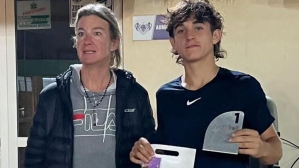 Estanislao Lassaga, campeón Sub 16.