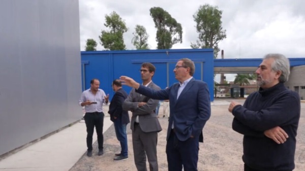 Juan Pavón en Santa Fe con los creadores de INTERPUERTOS