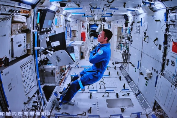Astronauta del Shenzhou-18, Li Cong. Foto: Xinhua/Li Jie.