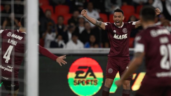 Gran victoria del Granate en la ida de la Copa Sudamericana.