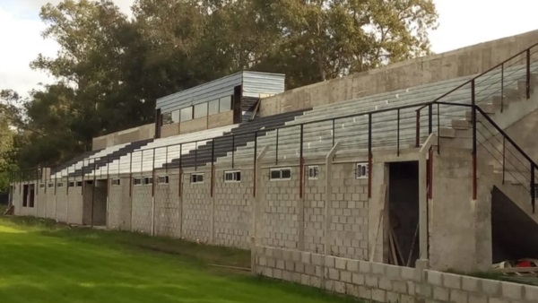 Estadio de Fénix en el ascenso argentino.