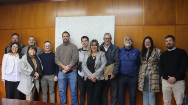 Miembros de las seis empresas concesionarias con autoridades provinciales.