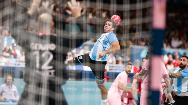 El seleccionado argentino de handball perdió por 28-21 en su cuarta presentación por el Grupo B.