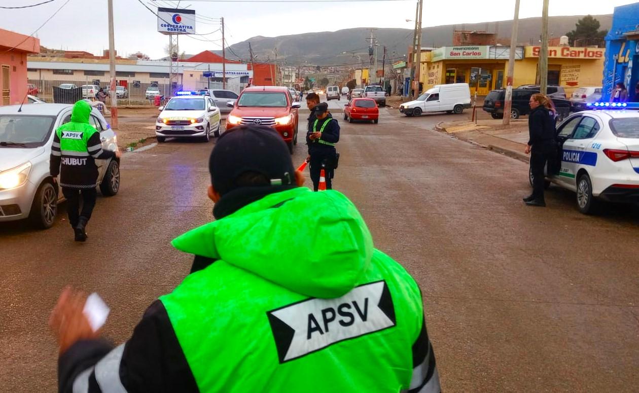 El Gobierno provincial controló más de 8.000 vehículos en las rutas chubutenses.