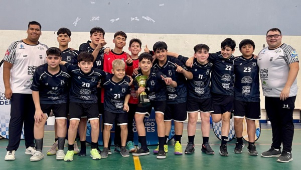 Las varones de Nueva Generación se quedaron con el título de campeones provinciales. (Fotos / Prensa FECHUBA)