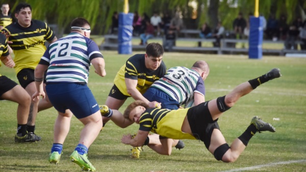 Trelew llega de ganarle el clásico a Patoruzú. (Foto: Sergio Esparza/Jornada).