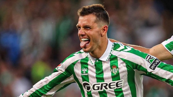 "La felicidad de volver a marcar con esta camiseta y en este estadio tan especial", posteó Gio en sus redes.