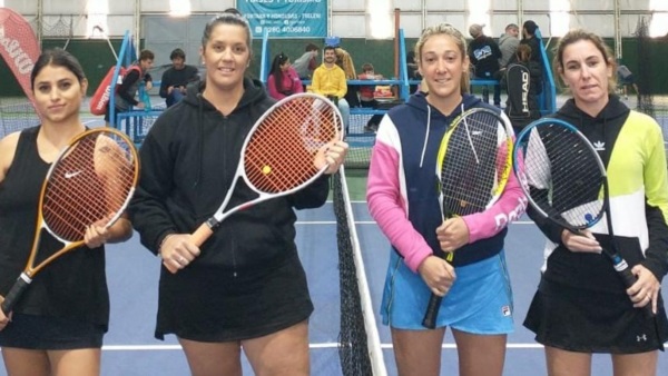 Jugadoras de dobles en 4º categoría que también afrontarán el clásico torneo.
