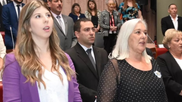 Cristina y Terenzi, separadas por el cambio.