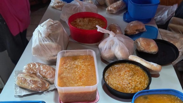 Por falta de suministro de alimentos, el comedor se cerró.
