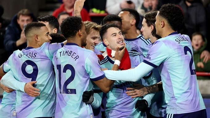 Los "Gunners" quedaron como solitario escolta del líder Liverpool.