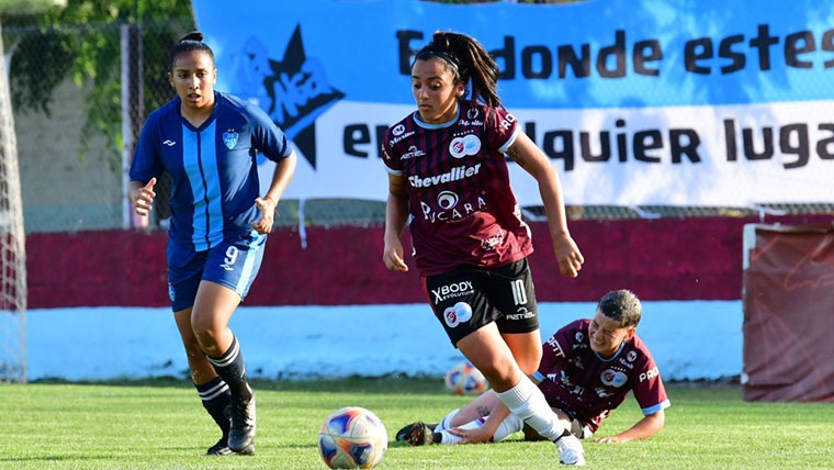 El conjunto de Villa Lynch es uno de los grandes animadores de la Primera División.