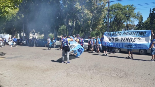 La movilización del SOMU se realizó por las arterias céntricas de Madryn.