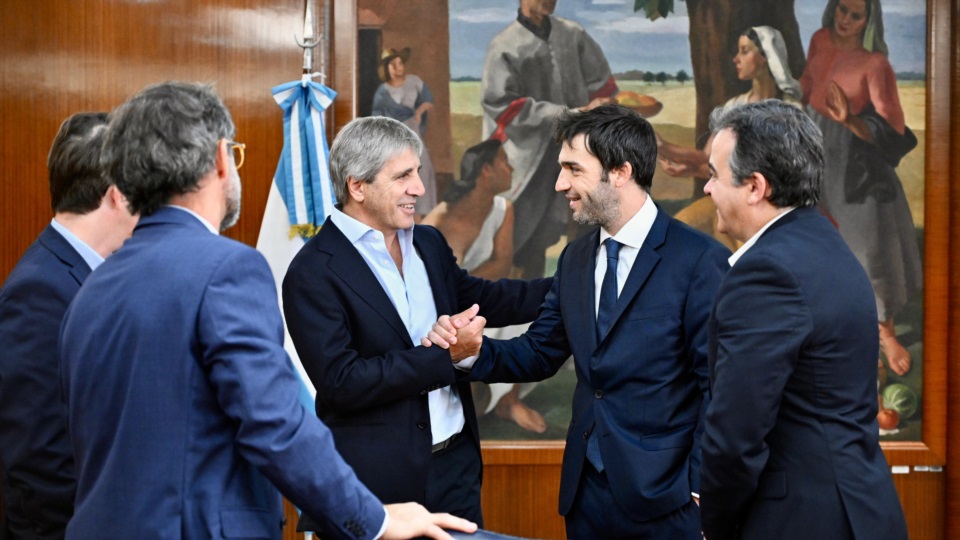 Sonrisas. Toto y Nacho, acuerdo sellado.