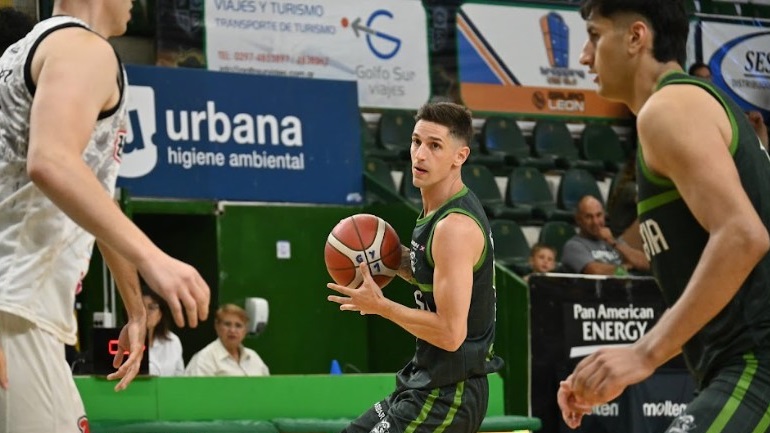 Nico De los Santos fue uno de los puntos altos de Gimnasia, con 14 puntos.