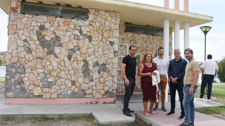 Gerardo Merino, habilitó nuevamente los baños en la Laguna Chiquichano.