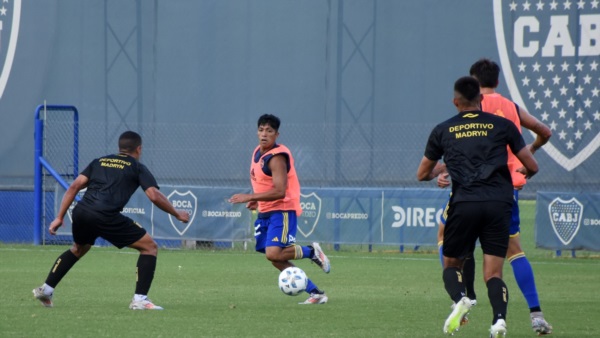 El esquelense Juan Cruz Payal fue el "10" en el choque ante Madryn.
