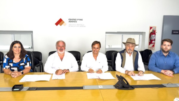 El convenio está relacionado con el mejoramiento genético porcino y cultivo de hongos comestibles