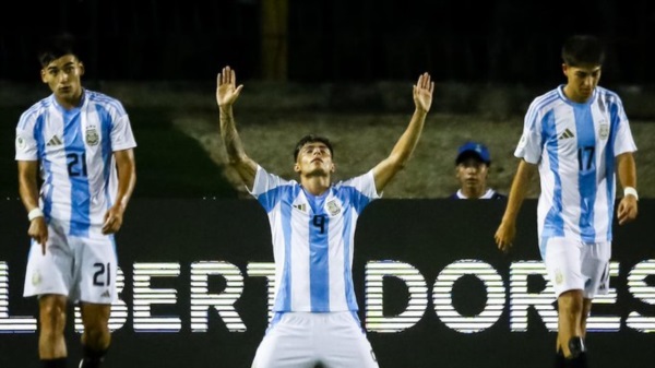 El comodorense Ian Subiabre (21) buscará seguir por la senda del gol.